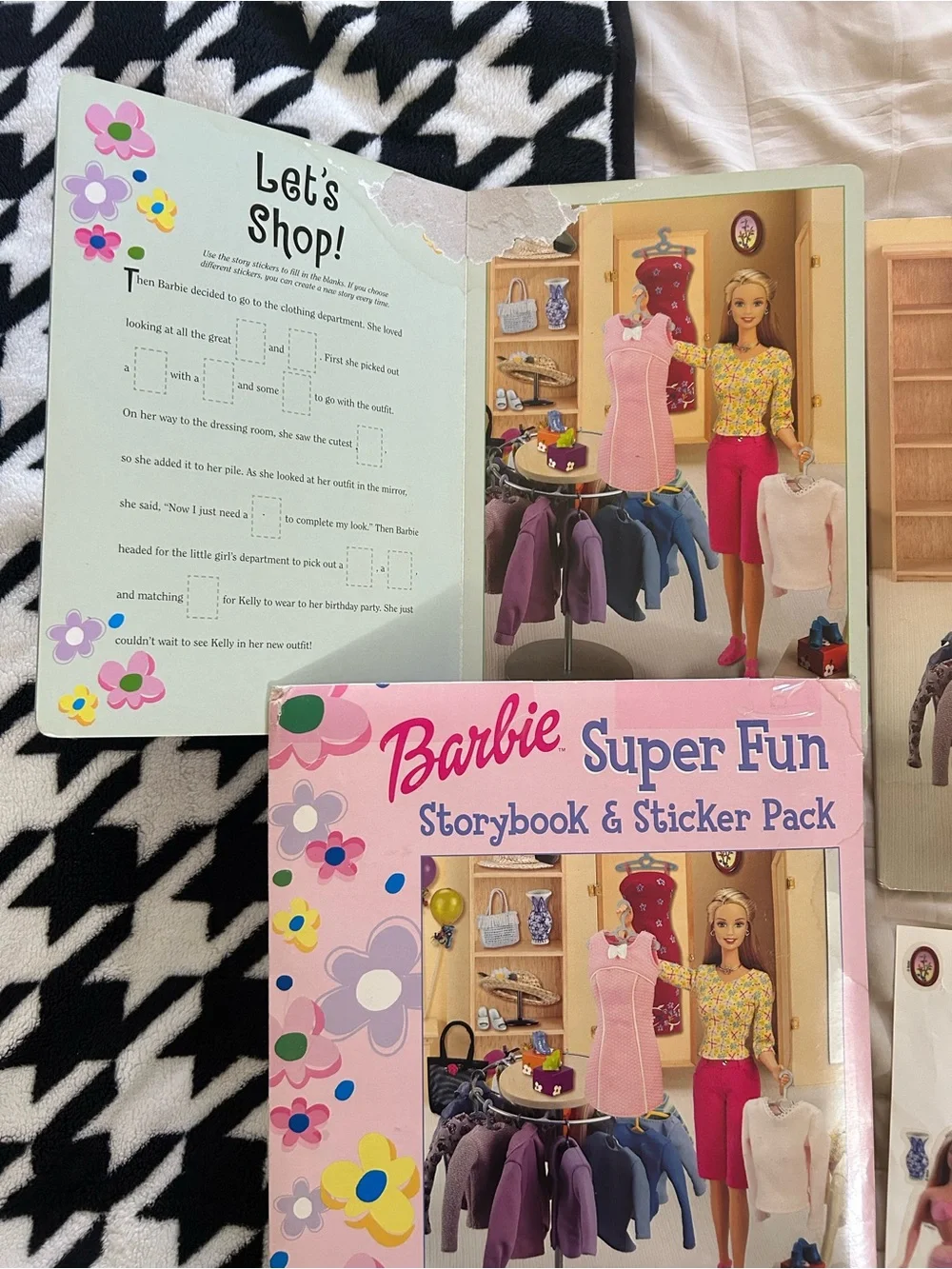 2001 Barbie Super Fun Storybook and Sticker Pack, Great Condition Kids Book